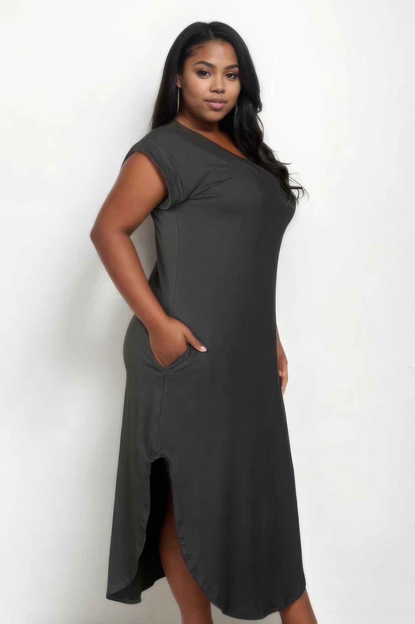 Black Plus Size V-Neck Maxi Dress - Shopping Therapy, LLC