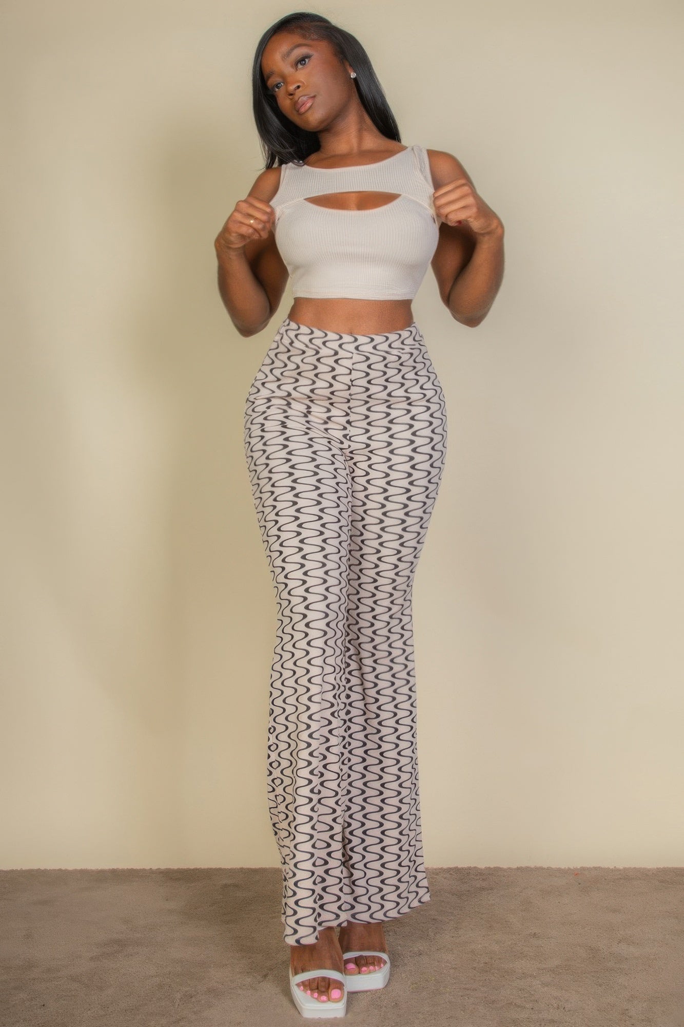 Ribbed Cut-Out Sleeveless Crop Top – Bold & Stylish