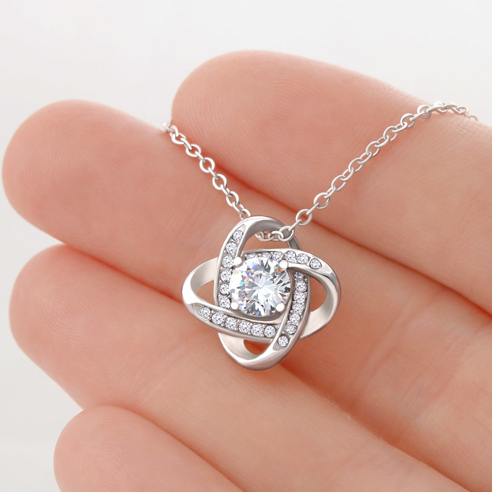 Best Friends Forever Friendship Necklace – A Symbol of Unbreakable Bond